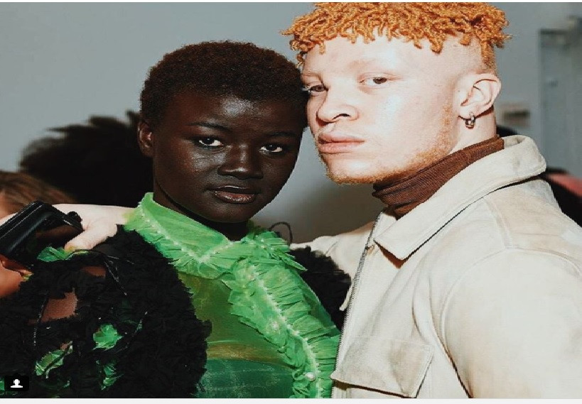 Đây là mái tóc thật là làn da thật của họ.