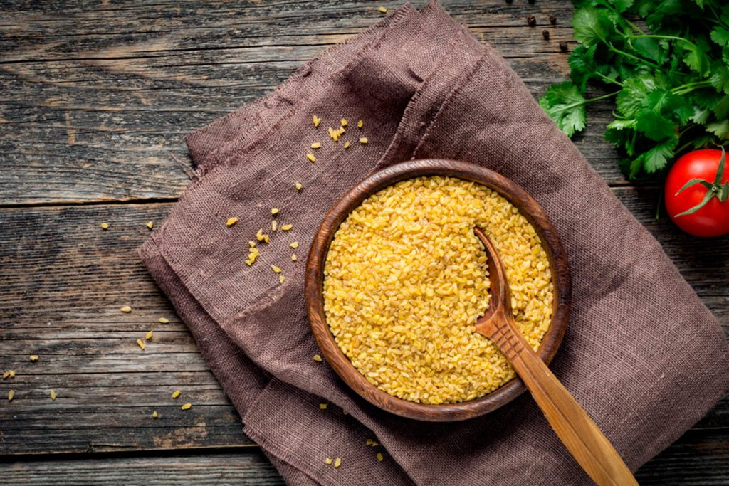 Bulgur là một loại hạt rất dễ sử dụng lại chứa nhiều chất xơ, tốt cho những người bị tiểu đường, tim mạch. Đây cũng là một trong những thực phẩm nên ăn hằng ngày.