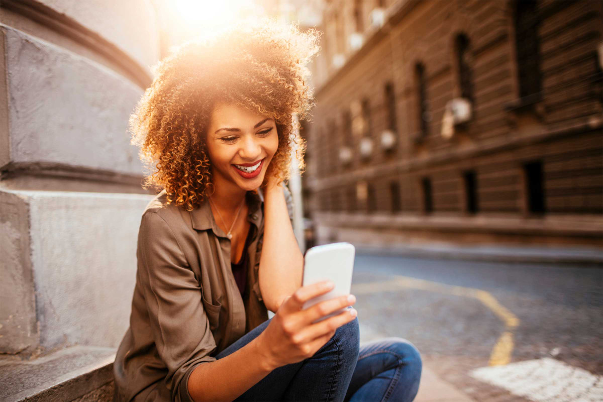 Sử dụng công nghệ: Đây có thể là đồng minh của giảm cân với các ứng dụng theo dõi bữa ăn và mức độ hoạt động cả ngày của bạn.