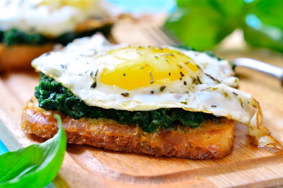 Thay đổi lối sống: Sẽ chỉ cung cấp những thực phẩm có lợi, uống nhiều nước và tập thể dục lành mạnh sẽ cho bạn cơ thể như ý muốn.