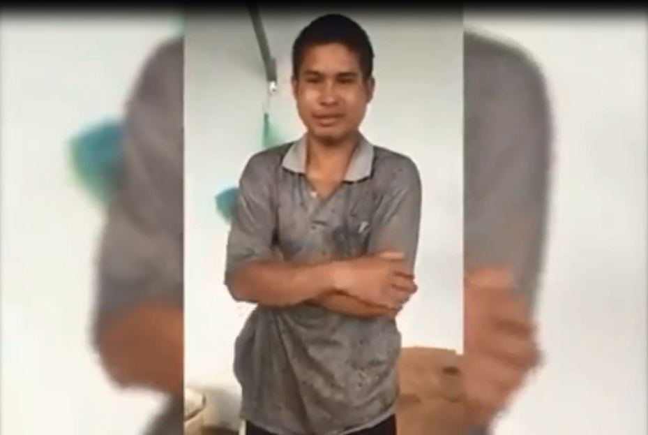 Anh Cụt Văn May buồn bã vì đi làm 4 tháng không được trả lương nên đành phải đi bộ từ Kon Tum về Nghệ An.