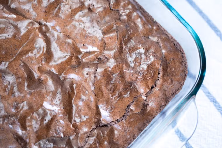 Bánh khoai lang: Chỉ cần khoai lang và một chút mật ong là bạn có thể chế biến ra món ăn này và cho bé ăn vài bữa trong một tuần.