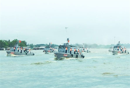 Đội tàu cao tốc của Lữ đoàn Giang thuyền 962.