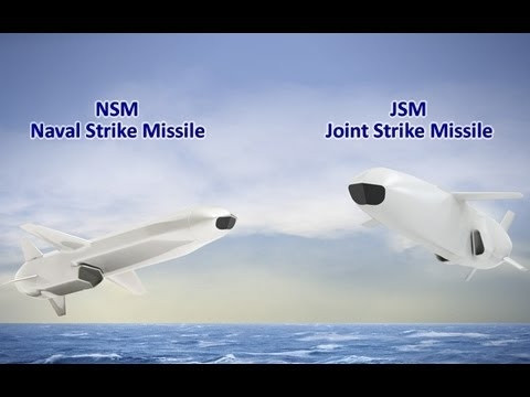 Các kĩ sư quân sự và phi công của Mỹ xác định, JSM nên được thử nghiệm trên F-16 trước do loại chiến đấu cơ này chỉ có những điểm treo vũ khí bên ngoài máy bay nên việc lắp đặt trở nên dễ dàng hơn sơ với F-35. Trong khi đó, F-35 vẫn đang trong quá trình phát triển công nghệ và hoàn chỉnh thiết kế nên việc thử nghiệm JSM của máy bay này gặp nhiều khó khăn.