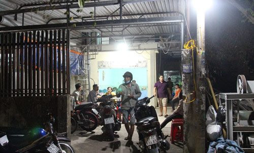 Căn nhà nơi xảy ra vụ tai nạn điện làm 2 người tử vong.