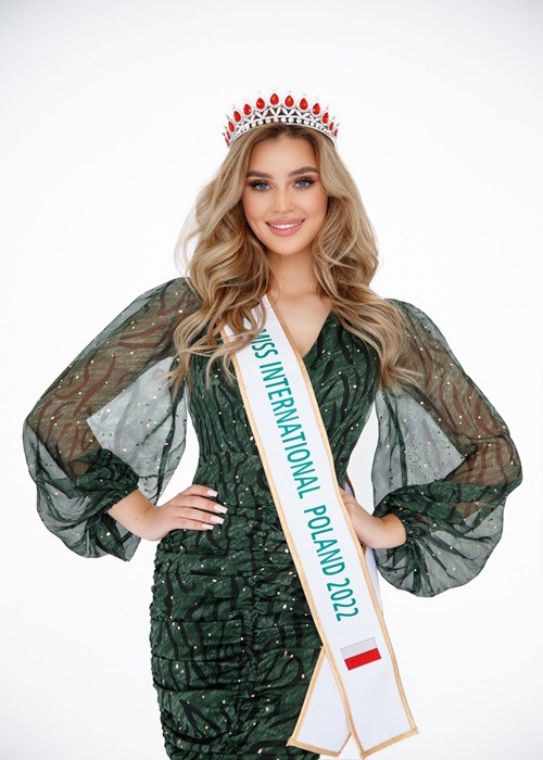 Đại diện Ba Lan Sylwia Stasinska cũng là đối thủ đáng gờm của Phương Anh ở Hoa hậu Quốc tế 2022. Ảnh: Fanpage