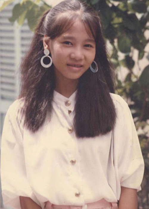  Thu Minh sinh năm 1977, trong gia đình không có ai làm nghệ thuật. Sau khi tốt nghiệp cấp hai, cô học múa ballet chuyên nghiệp. Ảnh: Người lao động