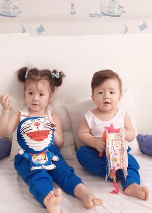 Bé Túc Mạch - con trai Elly Trần chào đời vào giữa tháng 11/2015. Việc mang bầu và hạ sinh bé Túc Mạch được hot girl giữ bí mật đến khi cậu nhóc được 2 tháng tuổi. Ảnh: FBNV