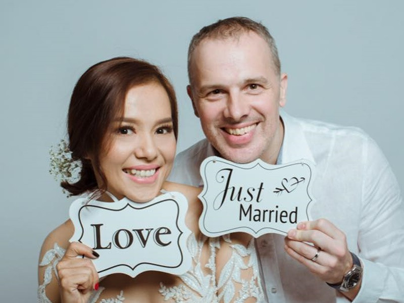 Năm 2018, Lý Thanh Thảo tổ chức đám cưới ở Việt Nam và Hà Lan.