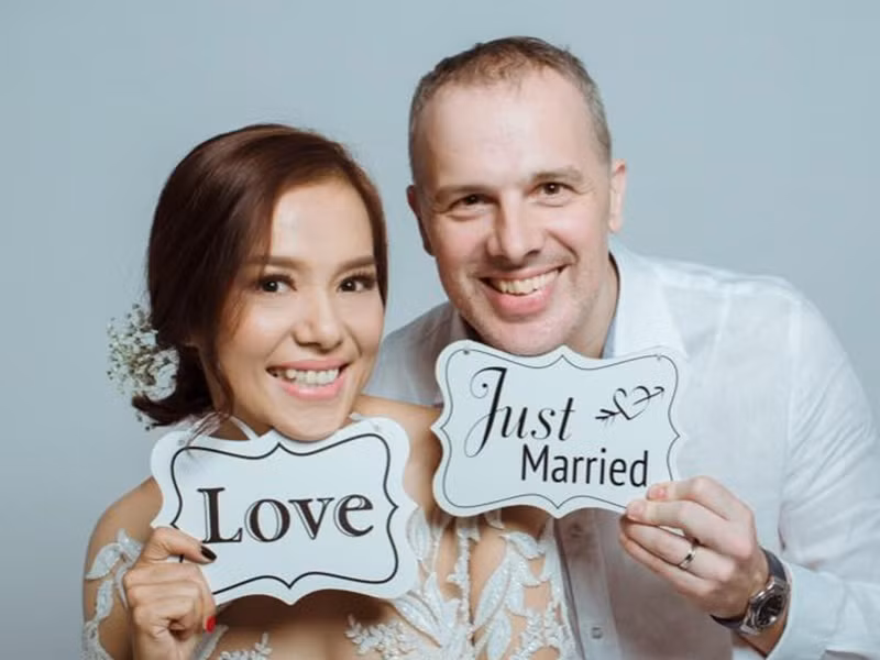 Năm 2018, Lý Thanh Thảo tổ chức đám cưới ở Việt Nam và Hà Lan.