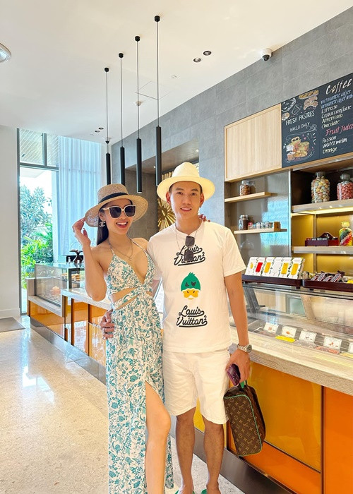 Phương Trinh Jolie từng chia sẻ, vợ chồng cô để tự nhiên từ giữa năm ngoái. “Cả hai đều thích con nít nên không quan trọng chuyện có con trước hay sau hôn nhân, có trước đẻ xong cưới vẫn được", nữ ca sĩ bày tỏ. Ảnh: FBNV