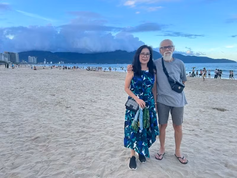 Trong cuộc phỏng vấn với Tiền Phong, Kim Xuân chia sẻ, những năm qua, bà nhận ít việc đi để dành thời gian cho gia đình. Năm nào gia đình nữ nghệ sĩ cũng đi du lịch. Thường gia đình sẽ dành hẳn một tháng để đi chơi cùng nhau. Ảnh: FBNV