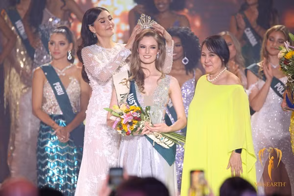 Thach Thu Thao truot top 12, dai dien Han Quoc dang quang-Hinh-4