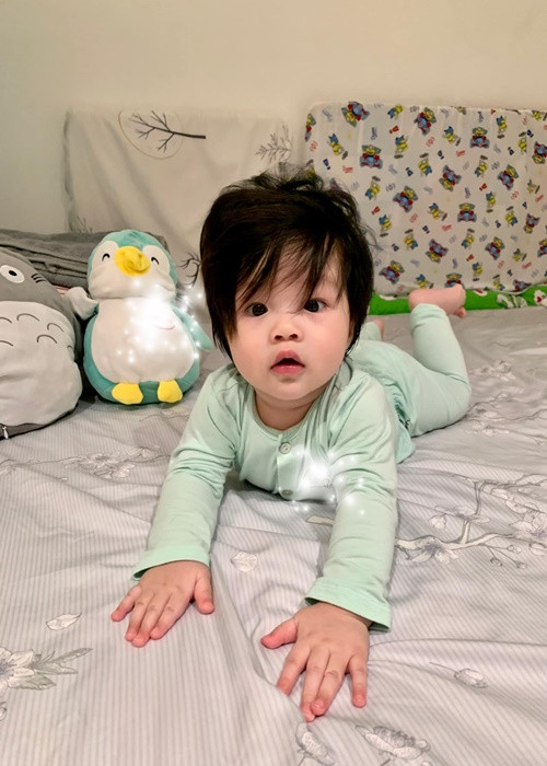 Chào đón bé Tuấn Kha là niềm hạnh phúc ngoài dự đoán của vợ chồng Lê Khánh.