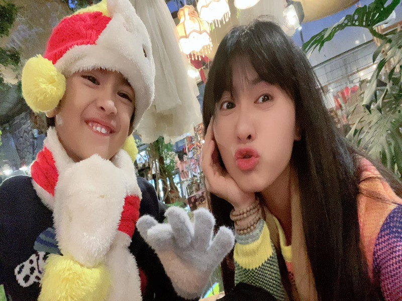 Khi mang bầu, Nguyệt Ánh vẫn duy trì khối lượng công việc lớn. Sau đó, cô phát hiện bản thân bị xuất huyết nên phải dừng làm việc. Ảnh: FBNV