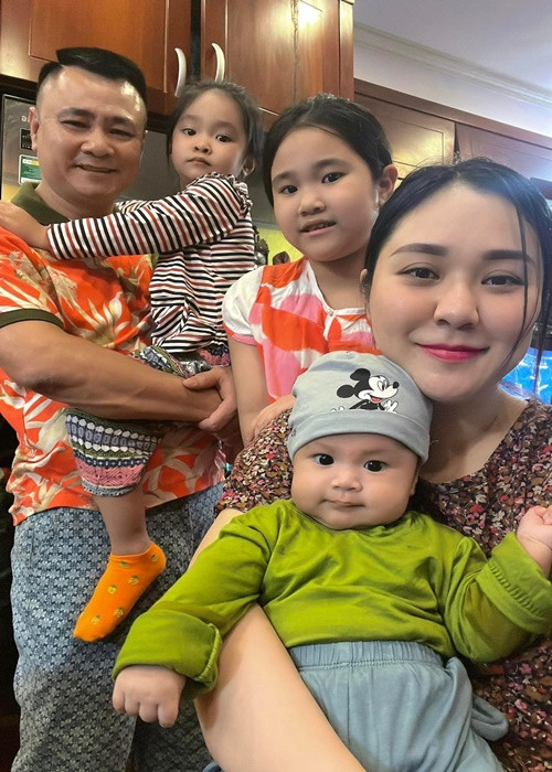 Sau 7 năm tái hôn, Tự Long có cuộc sống vô cùng viên mãn.