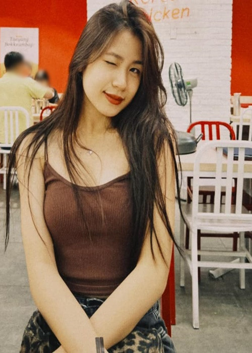 Lưu Thiên Hương muốn giữ bí mật thời gian con gái Vy Uyên chính thức tham gia hoạt động nghệ thuật.