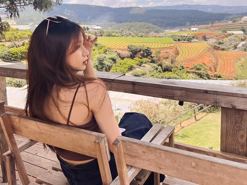 Con gái Lưu Thiên Hương có thể tự sáng tạo bài nhảy riêng theo điệu nhạc.