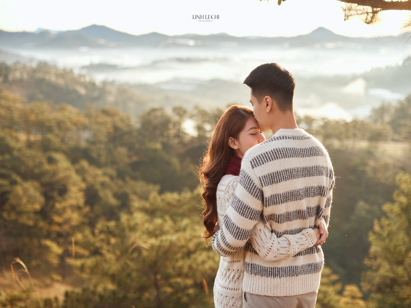 Thùy Dung không tiết lộ danh tính người yêu tuy nhiên, cô thi thoảng đăng tải khoảnh khắc tình tứ bên nửa kia.