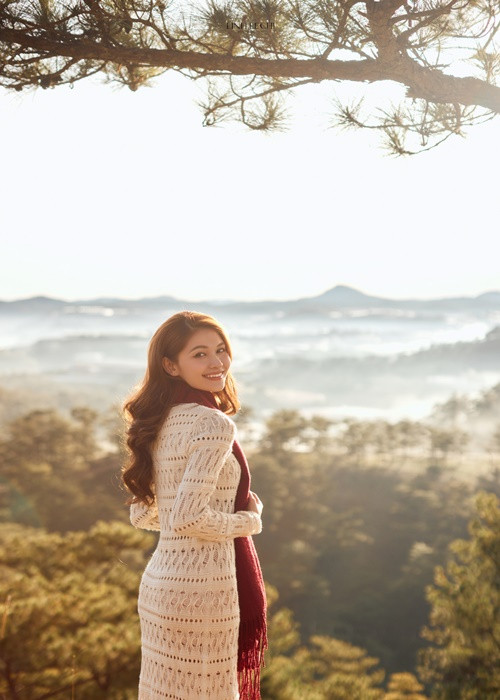 Nửa kia của Thùy Dung sống ở Hà Nội. Theo nàng á hậu, bạn trai sẽ cân nhắc chuyển hẳn vào TP HCM để chuẩn bị cho việc cùng cô bước vào cuộc sống hôn nhân.