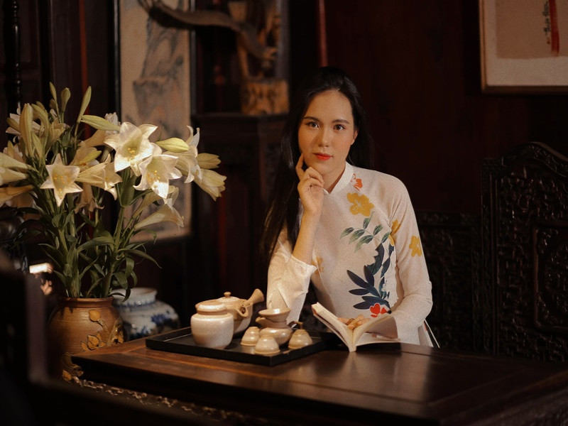 Tân hoa hậu ngoài đời có tính cách hướng ngoại, vui vẻ.