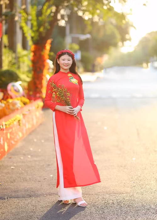 An Nhiên và An Như đang học tại một trường quốc tế.