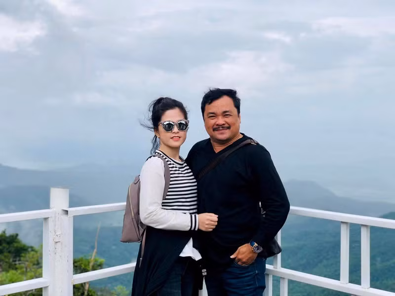 Anh cho biết, hai vợ chồng anh rất bình đẳng, không hề chiều chuộng Cẩm Giang mà chỉ đúng việc mà làm.