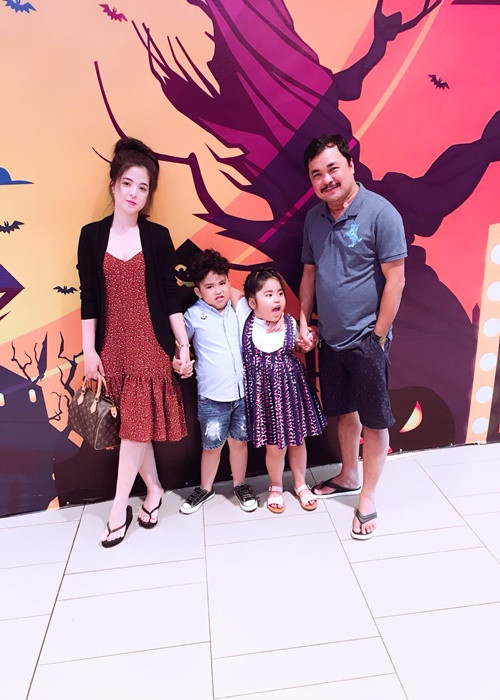 Khi quay phim “Mẹ rơm”, Phương Điền đếm từng ngày rời vợ con.