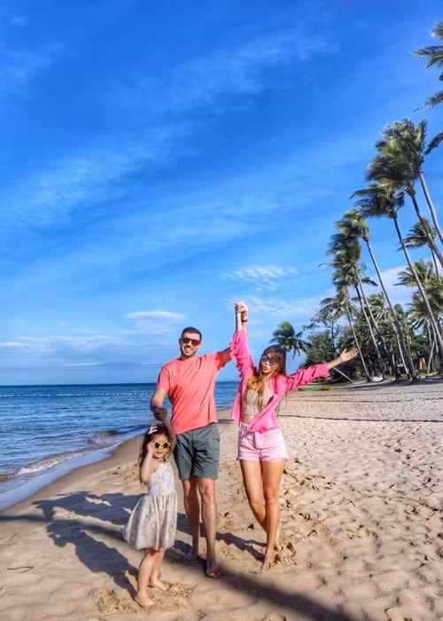 Hà Anh khen người bạn đời hài hước, hiểu biết để có thể tham gia mọi câu chuyện, biết nói lên quan điểm cá nhân, nhưng cũng rất biết cách lắng nghe.