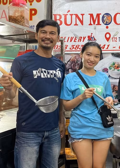 Nam diễn viên tận hưởng cuộc sống vợ chồng son ngọt ngào sau đám cưới hồi tháng 4/2022. Ảnh: FBNV