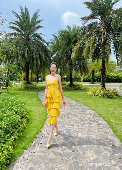 Nhan sắc của Hoa hậu đẹp nhất châu Á 2009 gợi cảm hút hồn dù 2 lần sinh nở.