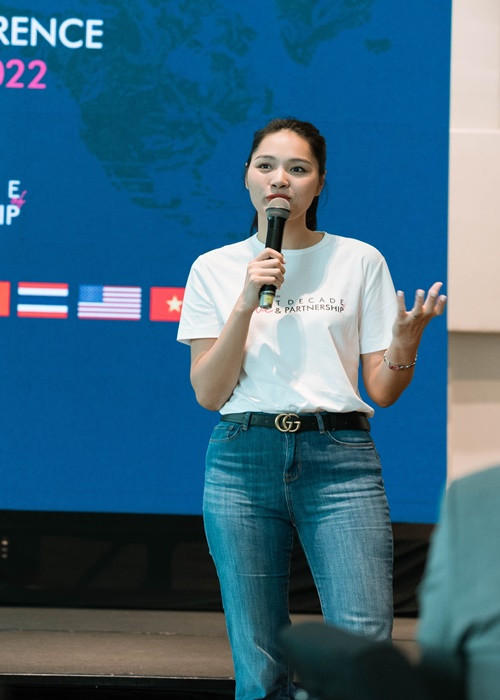 Sau khi lấy chồng, Hương Giang ít tham gia sự kiện giải trí.