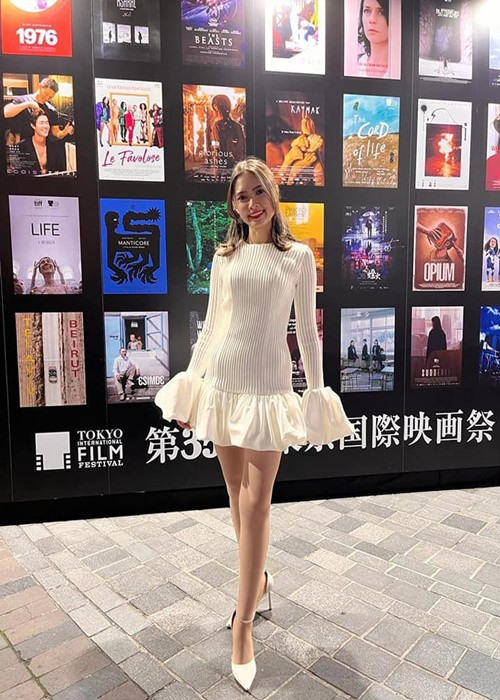 Bộ phim “Tro tàn rực rỡ” là dự án đầu tay của Juliet Bảo Ngọc Doling. Ảnh: FBNV