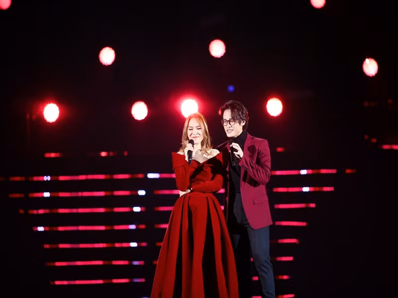 Một điều đặc biệt của liveshow Tri Âm là sự xuất hiện của 3 ca sĩ, nhạc sĩ khách mời gồm Hà Anh Tuấn, Phan Mạnh Quỳnh và Wowy.