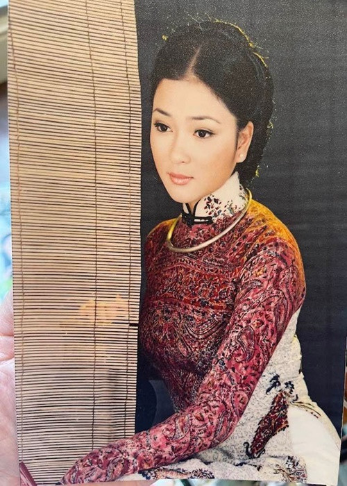 Nguyễn Thị Huyền từng có cuộc hôn nhân với người đàn ông Việt kiều hơn cô 7 tuổi. Cặp đôi có với nhau một con gái tên là Tống Khánh Linh. Thông tin Nguyễn Thị Huyền ly hôn chỉ được biết đến khi Đàm Vĩnh Hưng tiết lộ. Ảnh: FBNV