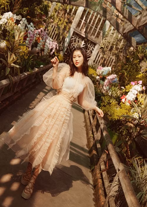 Han Sara phát hành các sản phẩm âm nhạc như “Vì yêu là nhớ”, “Tớ thích cậu”, “Đếm cừu”…Ảnh: FBNV