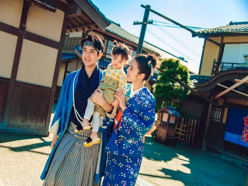 Theo Dân Việt, mới đây tại Hà Nội, Cơ quan xúc tiến du lịch Nhật Bản tại Việt Nam ra mắt chiến dịch quảng bá du lịch Nhật Bản với chủ đề "Khám phá Nhật Bản, khởi nguồn đam mê," nhân kỷ niệm 50 năm thiết lập quan hệ ngoại giao Việt Nam-Nhật Bản (1973 - 2023). Trong chiến dịch này, Đông Nhi - Ông Cao Thắng cùng con gái Winnie được bổ nhiệm là Đại sứ Du lịch Nhật Bản.