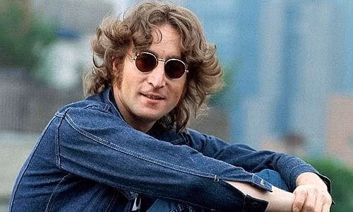 5. John Lennon: Vào mùa xuân năm 1980, John Lennon đang đi nghỉ mát cùng vợ Yoko Ono trên du thuyền của ông trong chuyến đi đến Bermuda. Vùng nước động mạnh đã làm rung chuyển con thuyền đến mức toàn bộ thủy thủ đoàn và những người khác ngoại trừ Lennon, bị say sóng đến mức không thể làm gì được. Chính Lennon là người đã lái con thuyền thoát khỏi cơn bão. Sự kiện này đã truyền cảm hứng cho bài hát "Borrowed Time" (thời gian vay mượn), được thu âm ngay sau đó. Chưa đầy 6 tháng sau, vào ngày 8/12/1980, Lennon bị một tay súng ám sát ngay trước căn hộ của ông ở New York. Trong số lời bài hát của "Borrowed Time" có những từ như, "Sống với thời gian vay mượn, không nghĩ cho ngày mai”. Lennon cũng đã ám chỉ về cái chết của mình trong nhiều cuộc phỏng vấn. Khi người quản lý của The Beatles bị bắn, Lennon nói: "Tôi là người tiếp theo, tôi biết điều đó”. Khi ban nhạc buộc phải tan rã vì căng thẳng, ông đã thốt lên: "Tôi không muốn chết ở tuổi 40”.