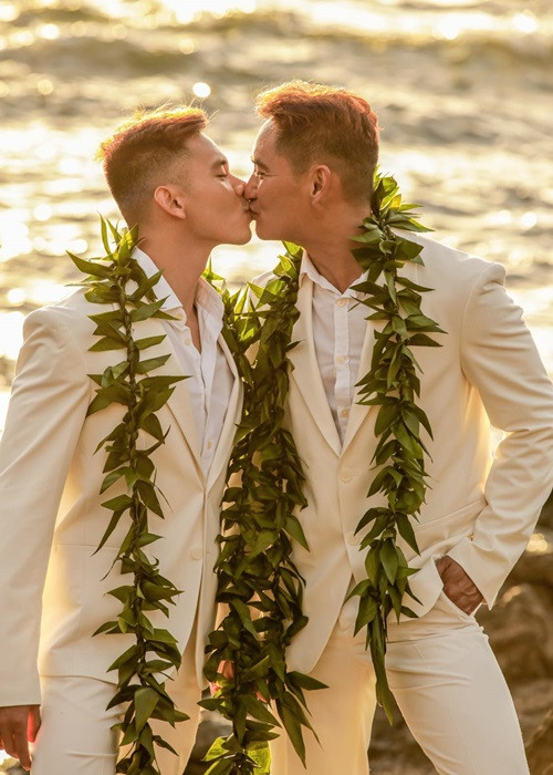 Hôn nhân đồng giới của Hồ Vĩnh Khoa đến nay vẫn mặn nồng.