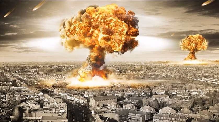 George Knapp, một chuyên gia nghiên cứu UFO, đã phỏng vấn nhiều công nhân từ các cơ sở thử nghiệm hạt nhân ở Nevada và nói rằng hoạt động UFO thường xuyên được ghi nhận ở đó.