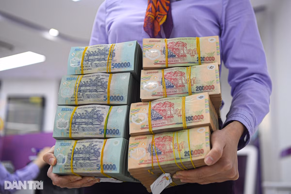 Loạt ngân hàng "mạnh tay" chi cổ tức tiền mặt trong năm 2024 Loat ngan hang