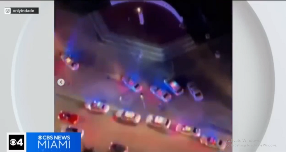 Cảnh sát cũng giải thích rằng, họ đã huy động lực lượng lớn do người dân nhầm lẫn âm thanh pháo hoa với âm thanh súng, không liên quan đến sự xuất hiện của người ngoài hành tinh.