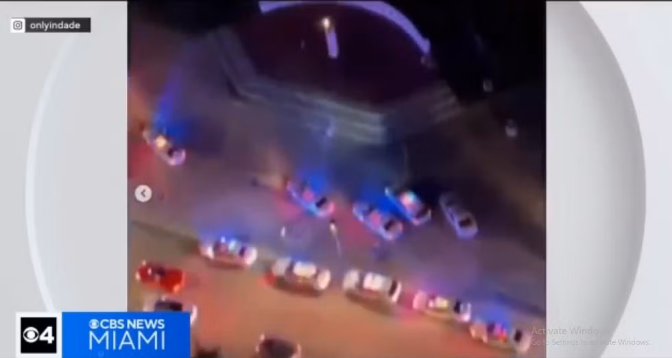 Cảnh sát cũng giải thích rằng, họ đã huy động lực lượng lớn do người dân nhầm lẫn âm thanh pháo hoa với âm thanh súng, không liên quan đến sự xuất hiện của người ngoài hành tinh.