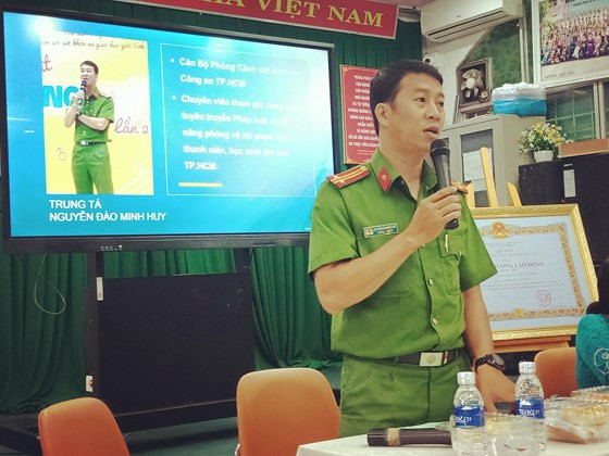 93% thu pham gay ra cac vu xam hai tre em la nguoi quen-Hinh-2