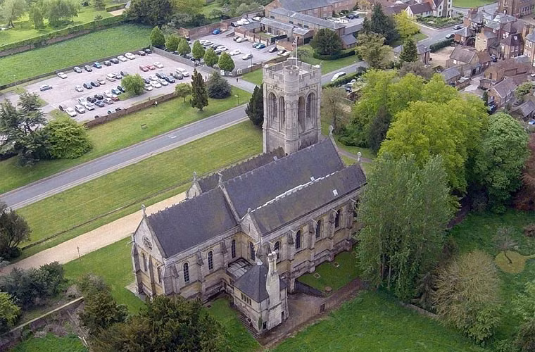 Nhà thờ nơi Geri và Christian làm lễ thành hôn.