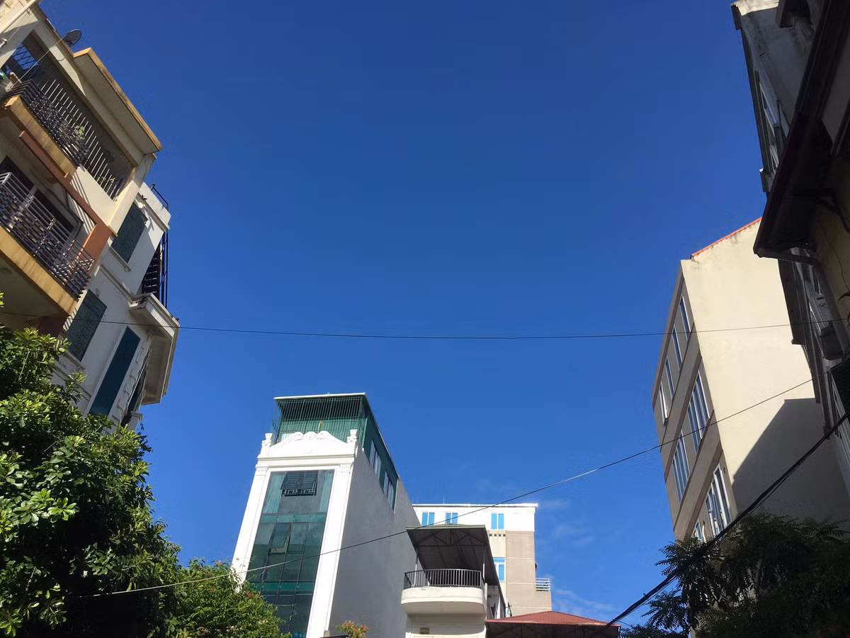 Vì sao Hà Nội biến thành “hỏa diệm sơn”? Vi sao Ha Noi bien thanh “hoa diem son”?