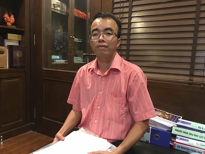 Giữ tiền công ty sau khi bị nợ lương, "giam" bằng ĐH, 1 nhân viên đi tù Giu tien cong ty sau khi bi no luong,