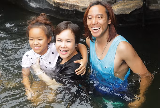 Viet Huong: “Gia tai du an ca doi la phat ngon luc buc xuc cua toi“-Hinh-3