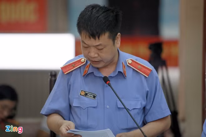 De nghi bac khang cao khong tu hinh 6 bi cao sat hai co gai giao ga