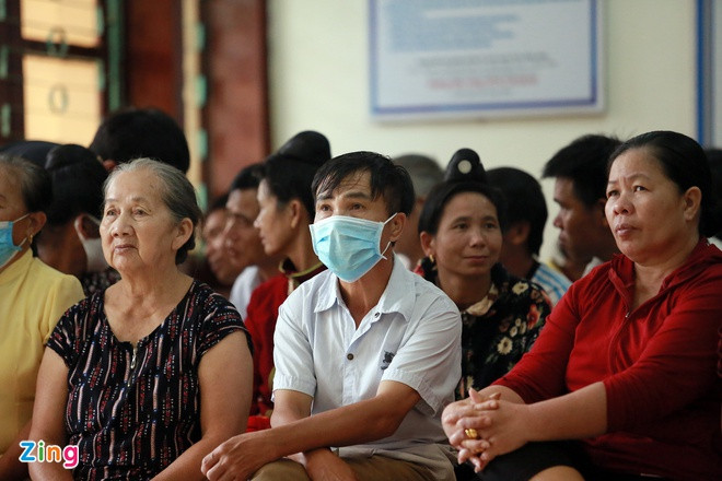 Vi sao bo cua nu sinh giao ga kien nghi khong tu hinh 6 bi cao?